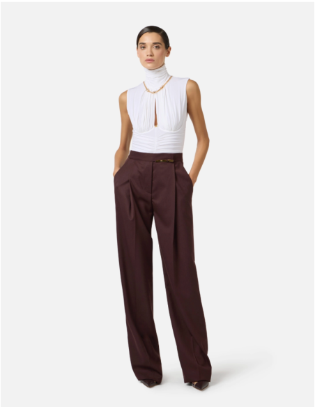 Structured shoulders elegant bodysuit style