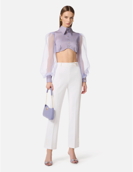 Balloon organza sleeves for an elegant volume