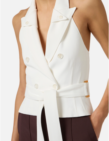 Elegant layering vest versatile style