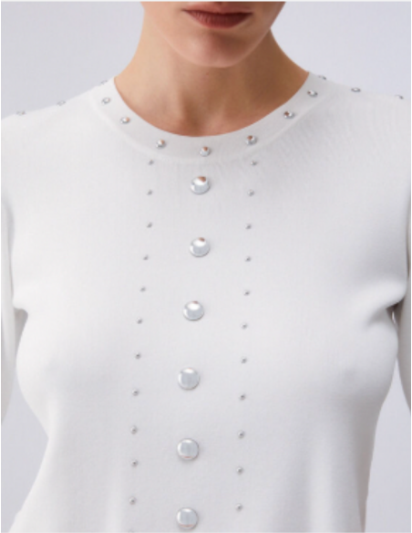 Versatile top day to evening attire