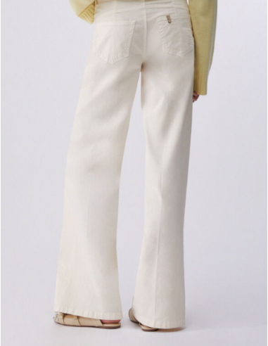 Versatile chic pants everyday wear