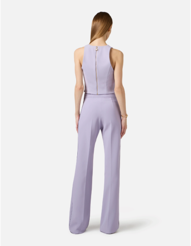 Création mode moderne pièce raffinée