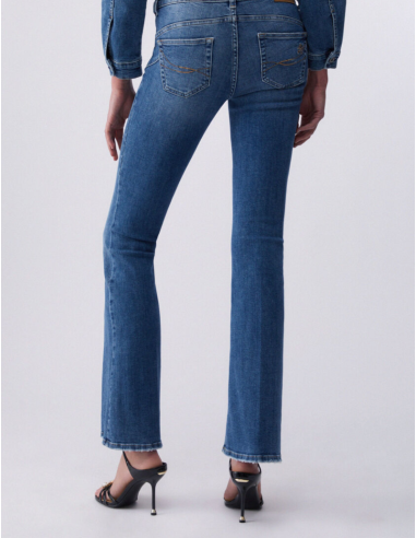 Jean bootcut tenues casual chic femme