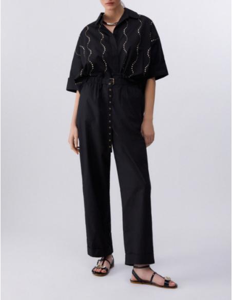 Liu Jo versatile black pants outfit idea