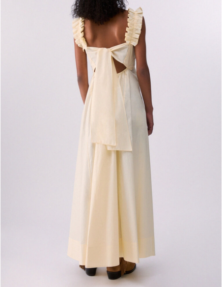 Liu Jo robe tenue habillée silhouette féminine