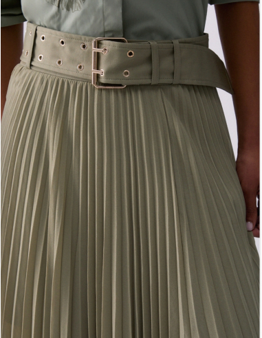 Liu Jo elegant green skirt fashion idea