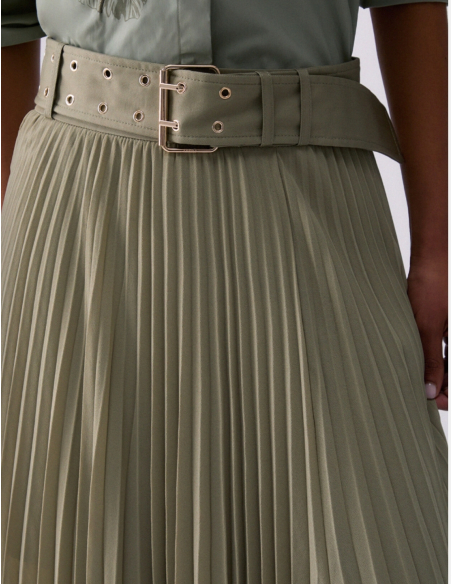 Liu Jo elegant green skirt fashion idea