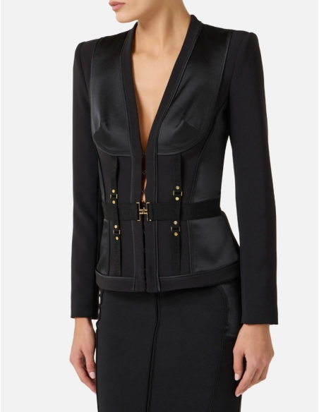 Elisabetta Franchi veste fashion soirée moderne